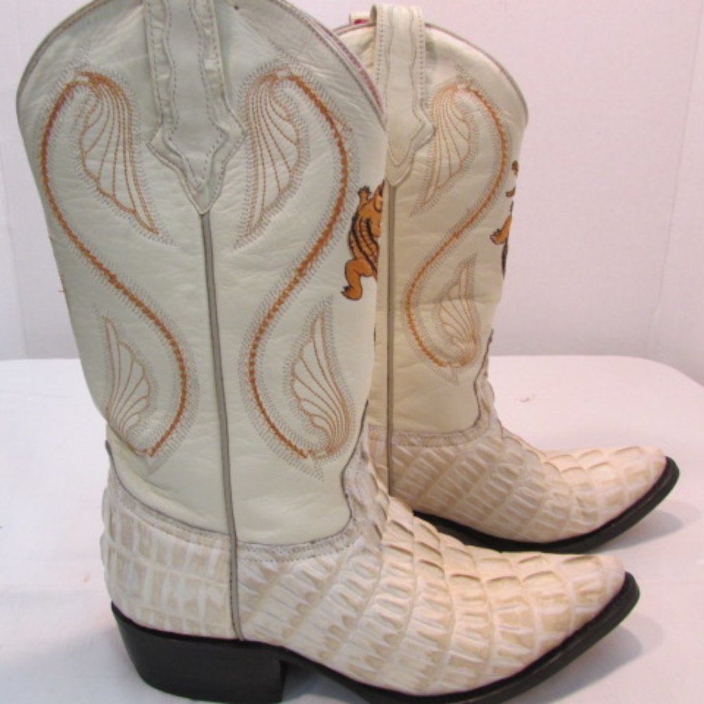 Donaldo Boots with Croc Design & Embroidery